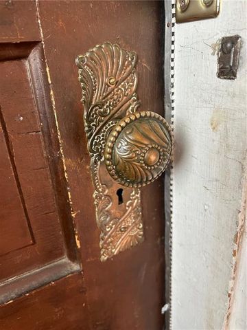 1530 Grand Avenue, Parsons, KS 67357