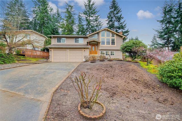 517 SW 324th St, Federal Way, WA 98023