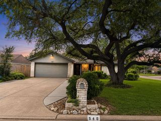 546 La Riviera Drive, Houston, TX 77015
