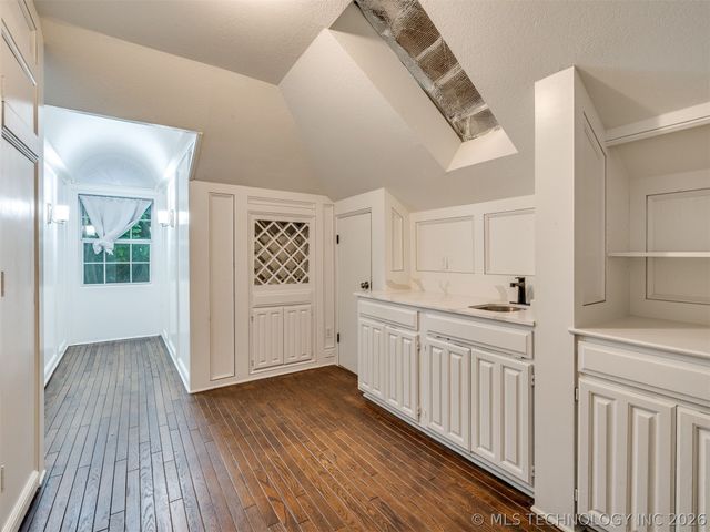 5812 S 77th East Avenue, Tulsa, OK 74145