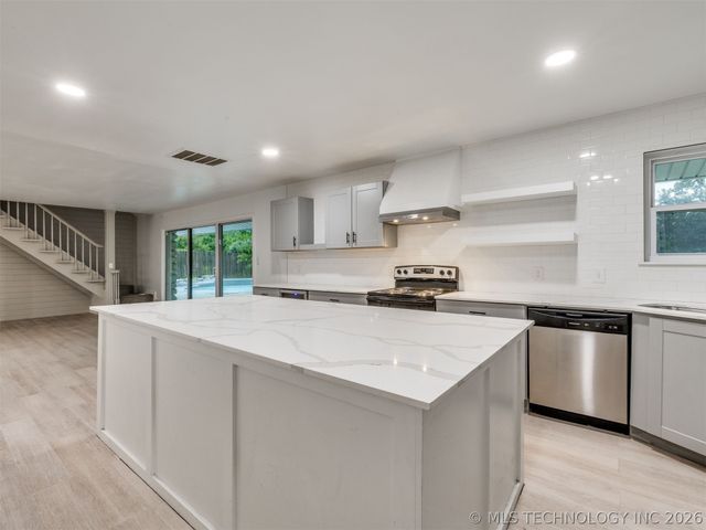 5812 S 77th East Avenue, Tulsa, OK 74145