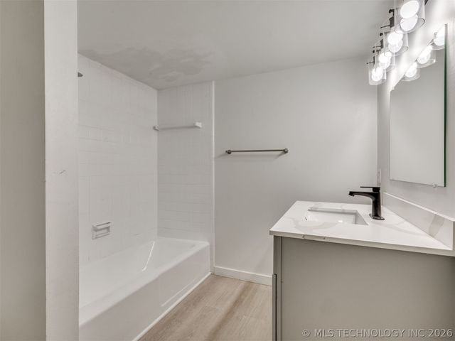5812 S 77th East Avenue, Tulsa, OK 74145