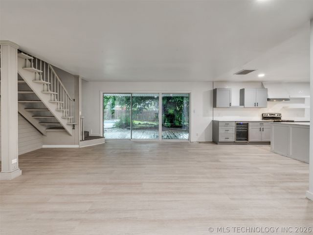 5812 S 77th East Avenue, Tulsa, OK 74145