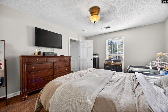 105 Crown Colony Ct, Lexington, SC 29073