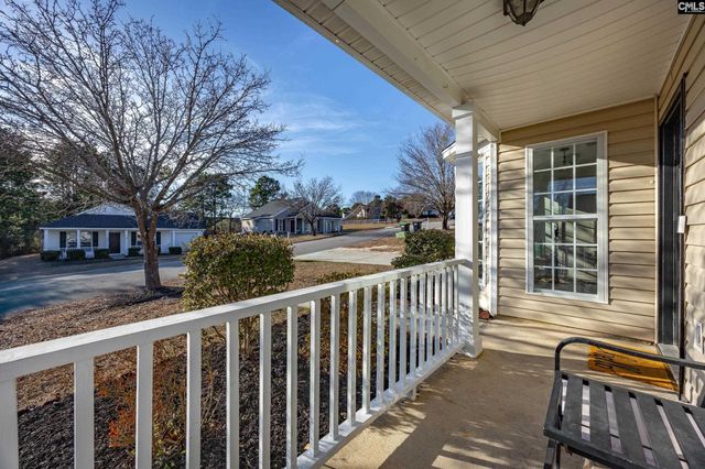 105 Crown Colony Ct, Lexington, SC 29073