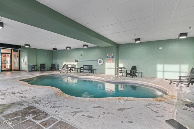 427 Big Bear Way, Pigeon Forge, TN 37863