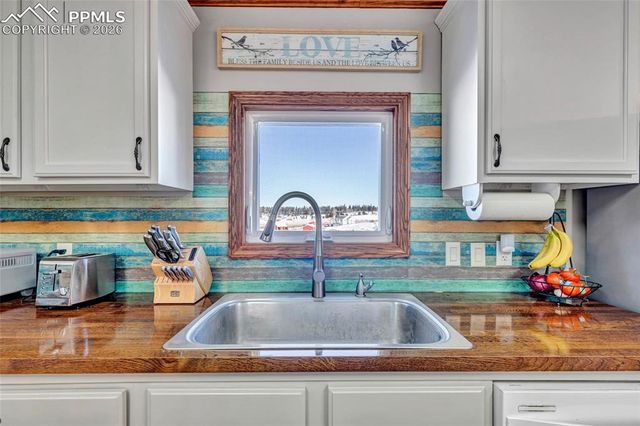 83 Ridge Point Circle, Divide, CO 80814