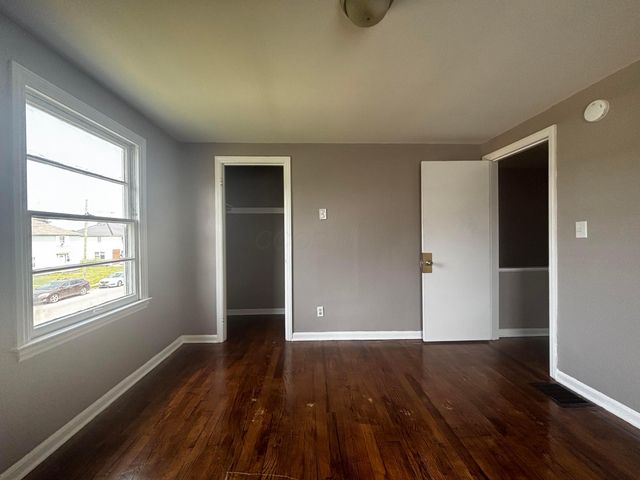 1335 E 25th Avenue, Columbus, OH 43211