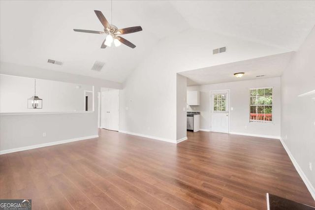 2240 Creekside View, Decatur, GA 30035