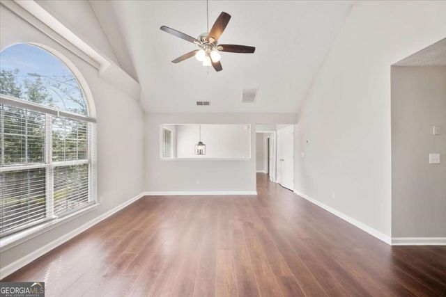 2240 Creekside View, Decatur, GA 30035