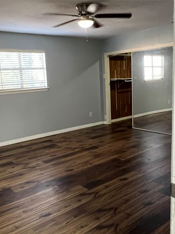 2944 King Cole Drive, Dallas, TX 75216