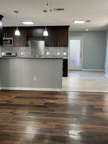 2944 King Cole Drive, Dallas, TX 75216