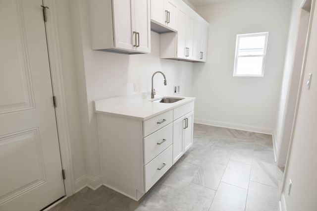 7646 E 115th Avenue, Crown Point, IN 46307