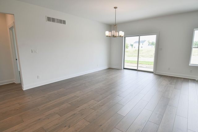 7646 E 115th Avenue, Crown Point, IN 46307