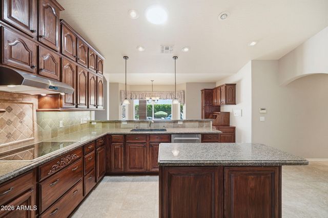 4561 E ENROSE Street, Mesa, AZ 85205