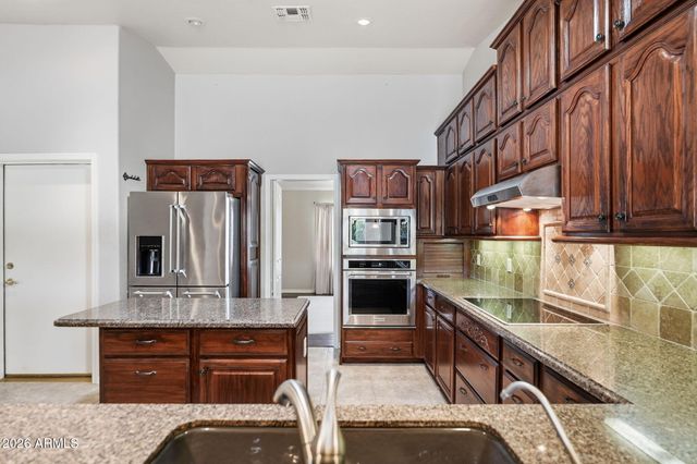 4561 E ENROSE Street, Mesa, AZ 85205