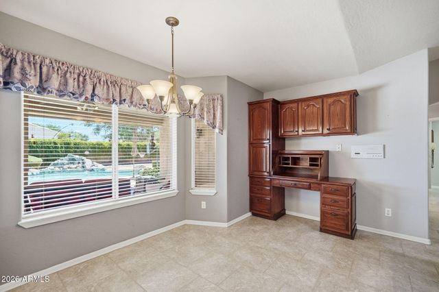 4561 E ENROSE Street, Mesa, AZ 85205