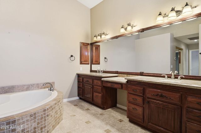 4561 E ENROSE Street, Mesa, AZ 85205