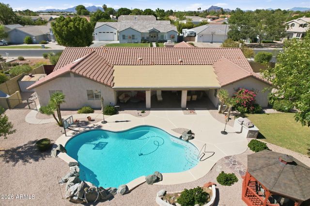 4561 E ENROSE Street, Mesa, AZ 85205