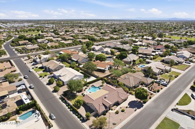 4561 E ENROSE Street, Mesa, AZ 85205
