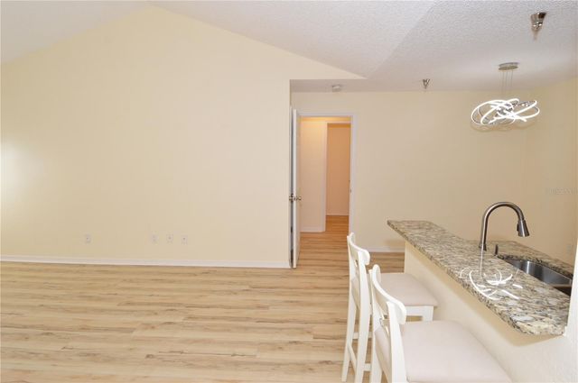 10265 GANDY BOULEVARD N 1010, St Petersburg, FL 33702