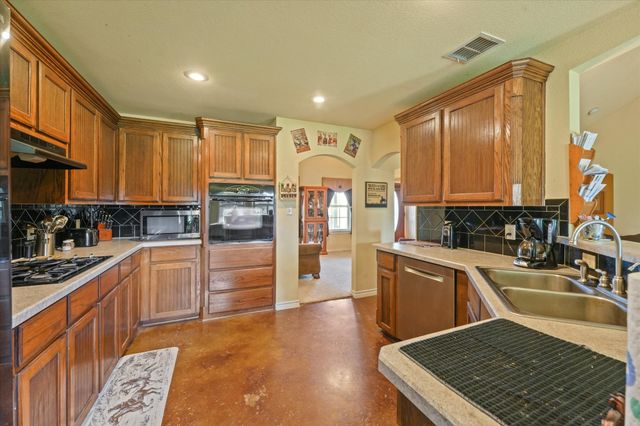 6371 County Road 2520, Royse City, TX 75189