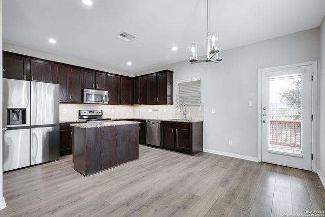 9010 MOCCASIN LK, San Antonio, TX 78245