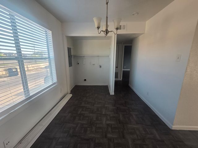 9898 Club Creek Drive 1613, Houston, TX 77036