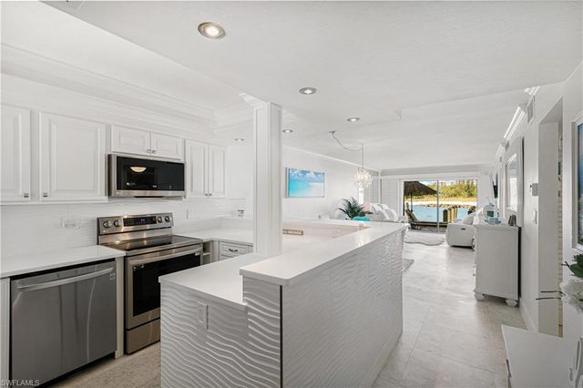 1206 Edington PL D101, Marco Island, FL 34145