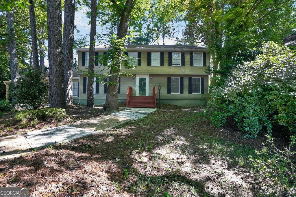 110 Paddock Trail, Peachtree City, GA 30269