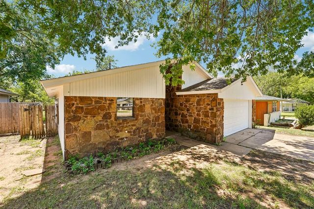 204 W Wayne Street, Edmond, OK 73003
