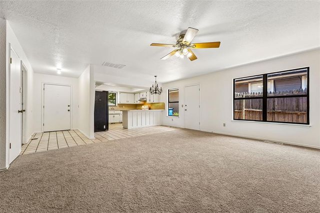 204 W Wayne Street, Edmond, OK 73003