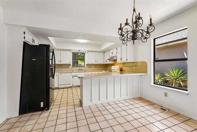 204 W Wayne Street, Edmond, OK 73003