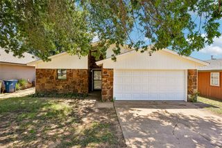204 W Wayne Street, Edmond, OK 73003