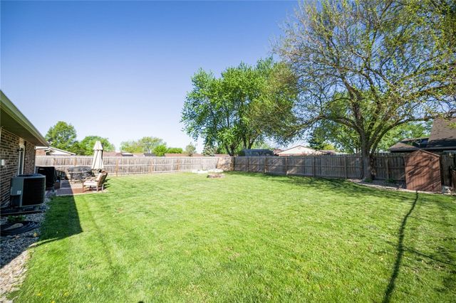 2407 Waterford Drive, Troy, OH 45373
