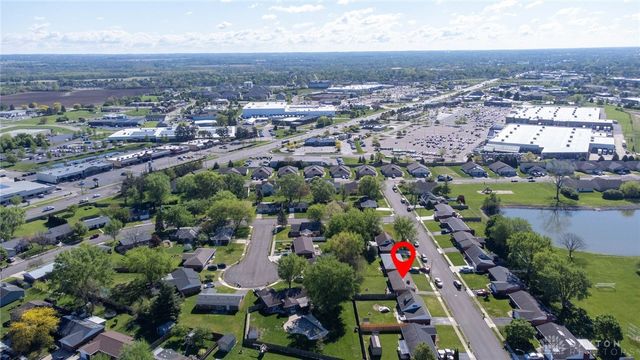 2407 Waterford Drive, Troy, OH 45373