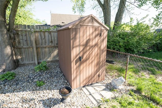 2407 Waterford Drive, Troy, OH 45373