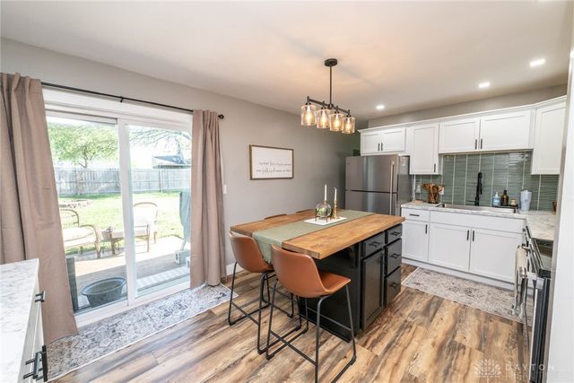 2407 Waterford Drive, Troy, OH 45373