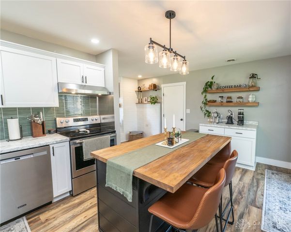 2407 Waterford Drive, Troy, OH 45373