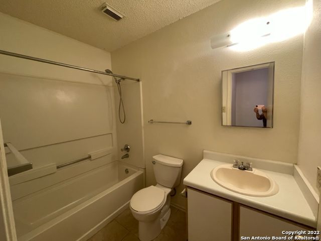 7631 Heathridge, San Antonio, TX 78250