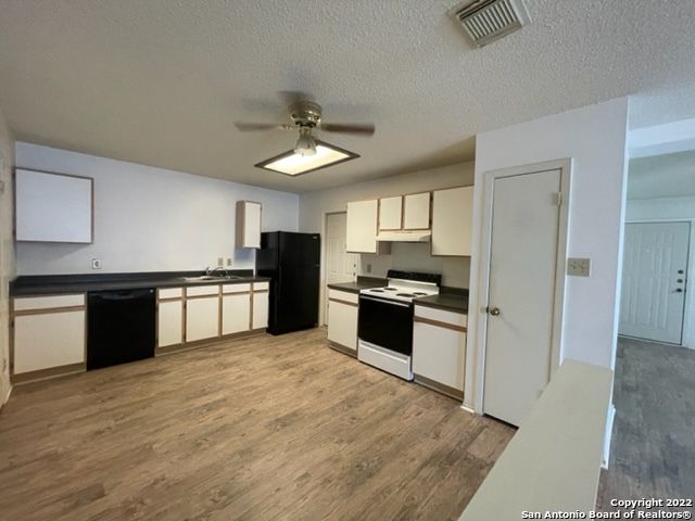 7631 Heathridge, San Antonio, TX 78250