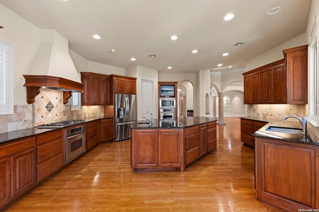 3 WESTELM PT, San Antonio, TX 78230