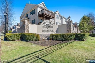 182 Brittany Ct 221, Clifton City, NJ 07013