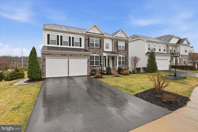 5575 JAMES YOUNG WAY, Fairfax, VA 22032