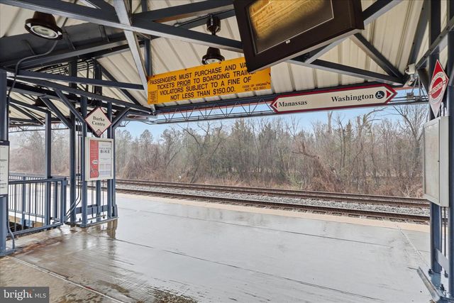 5575 JAMES YOUNG WAY, Fairfax, VA 22032