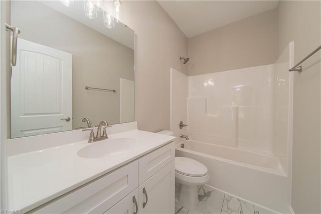 313 Broken Saddle Lane, Kernersville, NC 27284