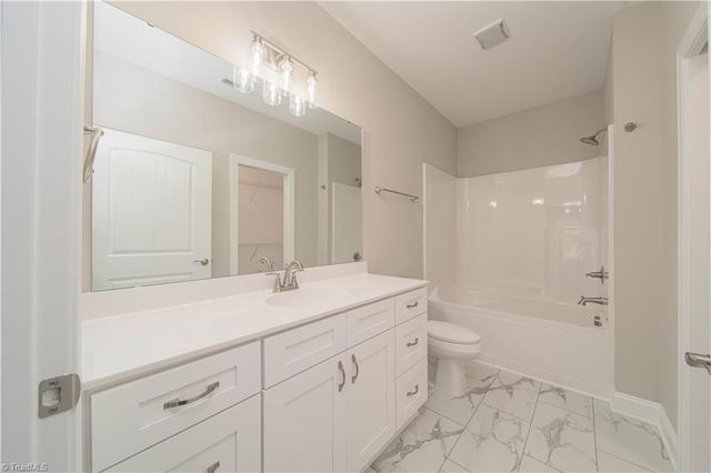 313 Broken Saddle Lane, Kernersville, NC 27284