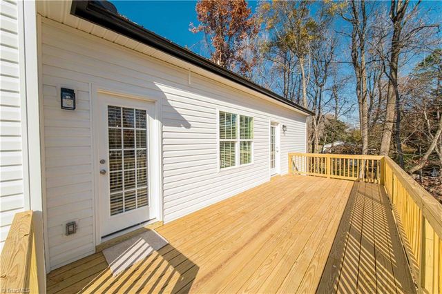 313 Broken Saddle Lane, Kernersville, NC 27284