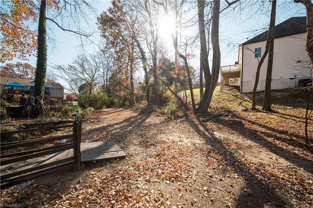 313 Broken Saddle Lane, Kernersville, NC 27284