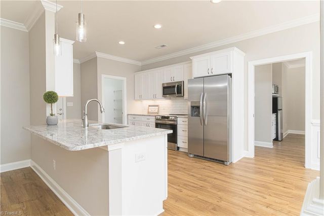 313 Broken Saddle Lane, Kernersville, NC 27284